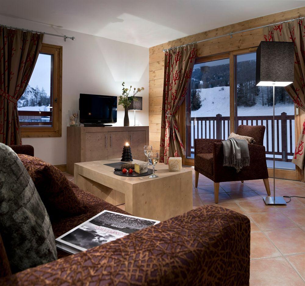 Residence Cgh Kalinda Les Boisses Eksteriør billede